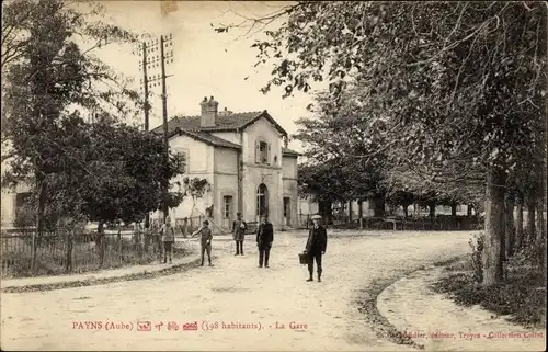 Ak Payns Aube, La Gare, Partie am Bahnhof