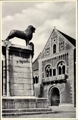 Ak Braunschweig in Niedersachsen, Löwe vor der Burg Dankwarderode