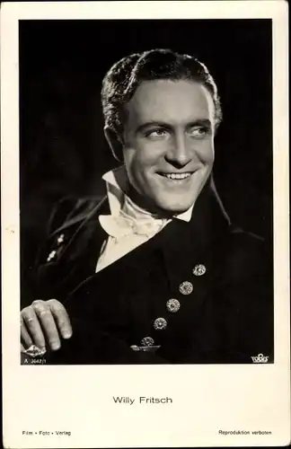 Ak Schauspieler Willy Fritsch, Portrait