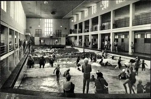 Ak Nordseebad Norderney Ostfriesland, Seewasser Wellenschwimmbad, Badegäste