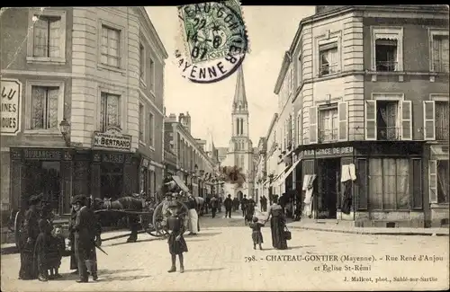 Ak Château Gontier sur Mayenne, Rue Rene d'Anjou, Eglise St. Remi