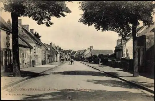 Ak Montmarault Allier, Rue de Montlucon