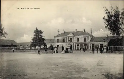 Ak Cholet Maine et Loire, la Gare