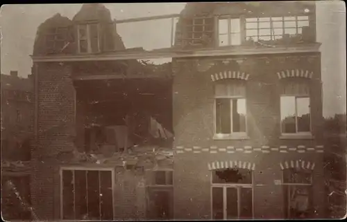 Ak Flandern Belgien, Ruine eines Hauses