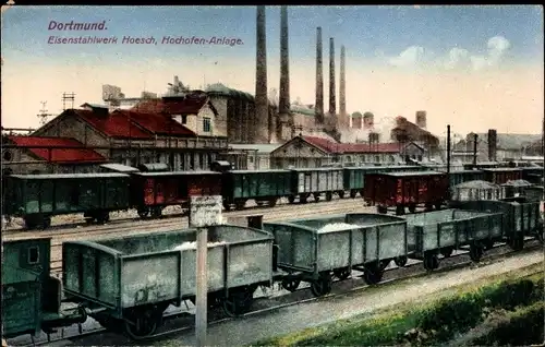 Ak Dortmund, Am Eisen und Stahlwerk Hoesch, Hochofen Anlage, Waggons