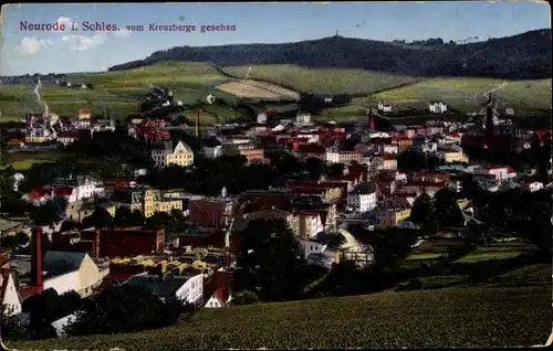 Ak Nowa Ruda Neurode im Eulengebirge Schlesien, Blick auf den Ort vom Kreuzberg aus