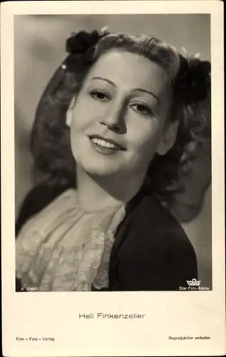 Ak Schauspielerin Heli Finkenzeller, Portrait