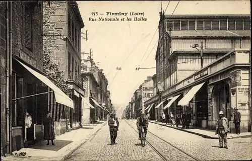 Ak Firminy Loire, Rue Nationale et les Halles, Straßenpartie