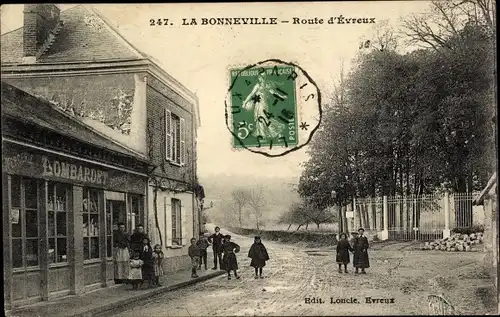 Ak La Bonneville Eure, Route d'Evreux