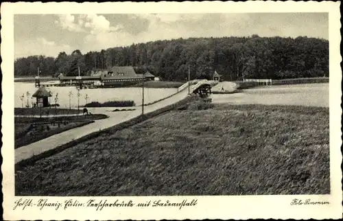 Ak Eutin in Ostholstein, Brücke, Badeanstalt