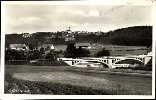 Ak Reicholzried Dietmannsried im Oberallgäu, Panorama, Brücke, Kirche