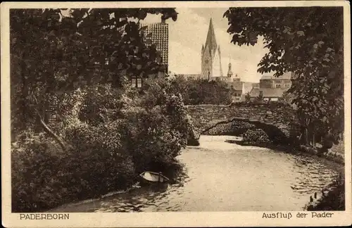 Ak Paderborn in Westfalen, Ausfluss der Pader, Brücke, Kirche