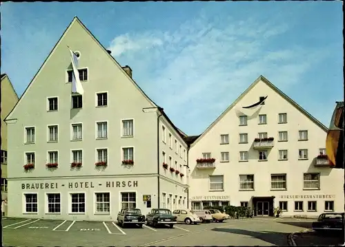 Ak Ottobeuren im Unterallgäu, Hotel Brauerei Hirsch, Außenansicht, Parkplatz, Autos, Reklame