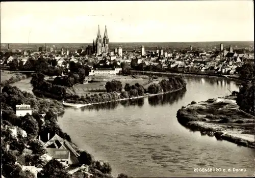 Ak Regensburg an der Donau Oberpfalz, Ortsansicht, Fluss, Kirche