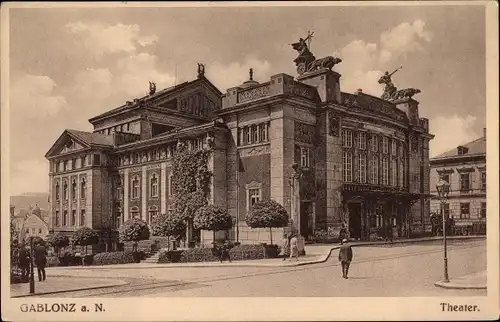 Ak Jablonec nad Nisou Gablonz an der Neiße Region Reichenberg, Stadttheater