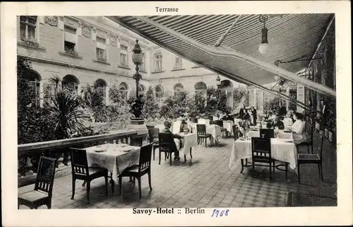 Ak Berlin Mitte, Savoy Hotel, Terrassenpartie