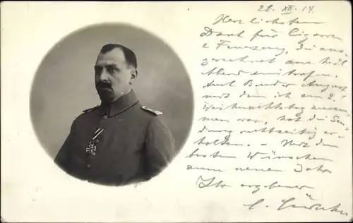 Foto Ak Deutscher Soldat in Uniform, Eisernes Kreuz