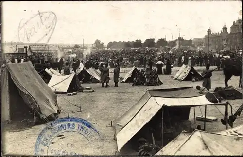 Foto Ak Marokko, Zeltlager in einer Stadt, Soldaten