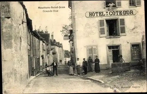 Ak Moutiers Saint Jean Cote d'Or, Grande Rue, Hôtel