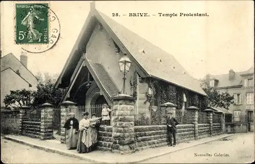 Ak Brive la Gaillarde Corrèze, Temple Protestant