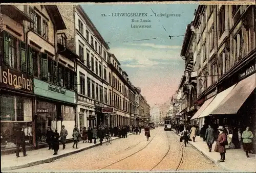 Ak Ludwigshafen am Rhein, Ludwigstraße, Geschäfte, Straßenbahn, Passanten