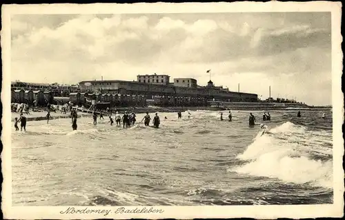 Ak Nordseebad Norderney Ostfriesland, Badeleben, Sicht übers Meer auf Strand