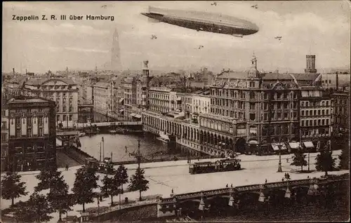 Ak Hamburg Mitte Altstadt, Zeppelin Z. R. III über der Stadt