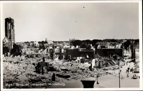Ak Middelburg Zeeland Niederlande, Zerstörungen, Markt Burg en Langedelft