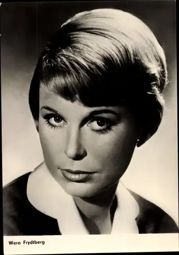 Ak Schauspielerin Wera Frydtberg, Wir Wunderkinder, Portrait, Die tolle Lola