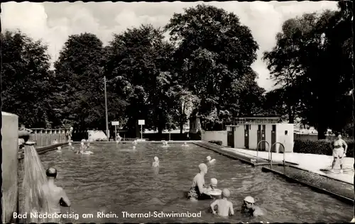 Ak Niederbreisig Bad Breisig am Rhein, Thermal-Schwimmbad, Badegäse