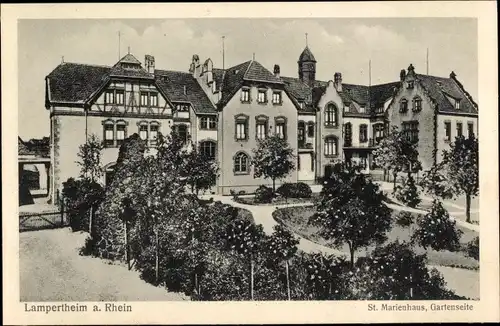 Ak Lampertheim am Rhein Hessen, St. Marienhaus, Gartenseite