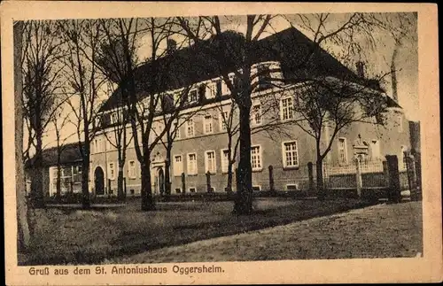 Ak Oggersheim Ludwigshafen, St. Antoniushaus von außen