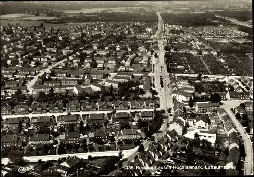 Ak Hochlarmark Recklinghausen im Ruhrgebiet, Fliegeraufnahme vom Ort