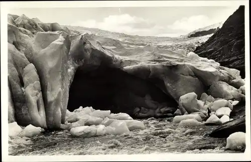 Ak Svartisen Norwegen, Blick auf den Gletscher, Eishöhle