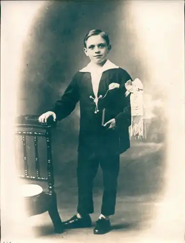 Foto Combalie, Henri, Toulouse, Portraitfotografie, Junge, Kommunion
