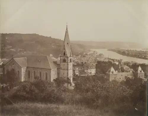 Foto Vallendar Rheinland Pfalz, Panorama vom Ort, Kirche