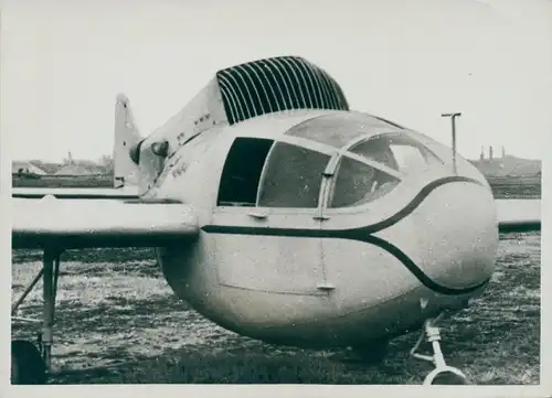 Foto L'Oeuf volant, Reiseflugzeug des Konstrukteurs Hayden Campbell