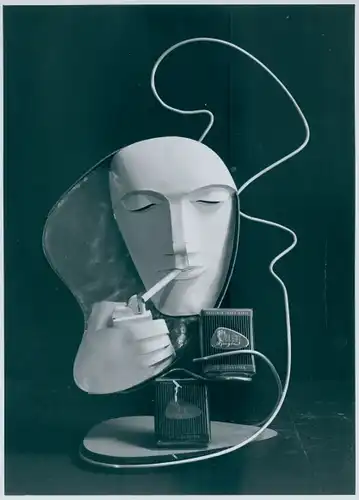 Foto Bert Sass, Berlin, Abstrakter Kopf eines Rauchers, Schülerarbeit, um 1950