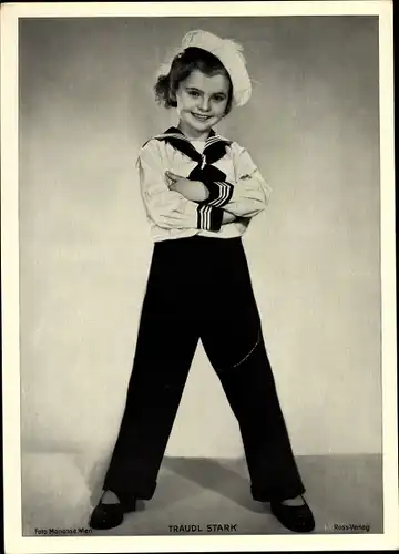 Foto Schauspielerin Traudl Stark, Kinderstar, Matrosenkostüm