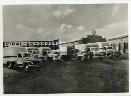 Foto Fahrzeug Firma Vidal Harburg, Vidal-Anhänger Fuhrpark