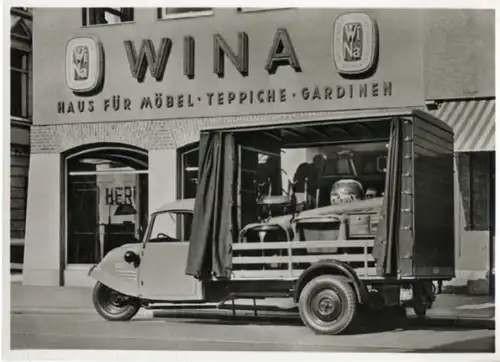 Foto Fahrzeug Firma Vidal Harburg, Möbeltransportwagen, Wina Haus für Möbel