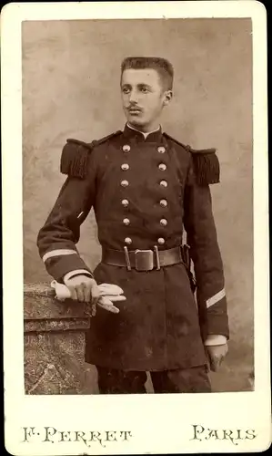CdV Französischer Soldat, Dritte Republik, Uniform, Standportrait, Handschuhe, Epaulette