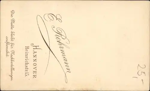 Foto Deutscher Soldat in Uniform