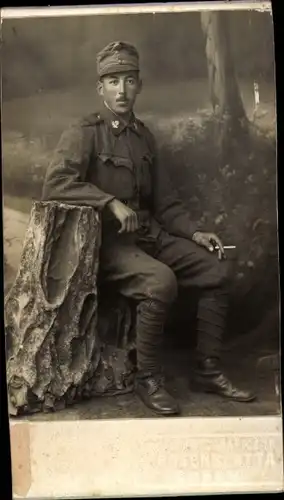 CdV Soldat in Uniform, Zigarette, Portrait