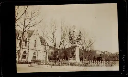 Foto Lourdes Hautes Pyrénées, Vierge, la Place
