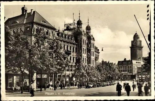 Ak Plauen im Vogtland, Postplatz, Passanten, Autos