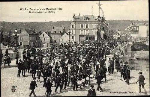 Ak Sens Yonne, Concours de Musique 1913, Ecoles Laiques de Melun, Festzug, Trommler