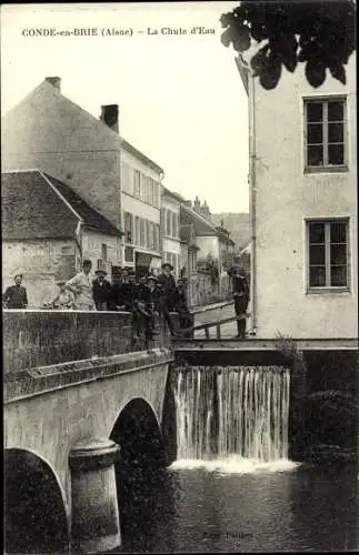 Ak Condé en Brie Aisne, La Chute d'Eau