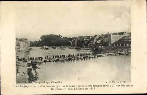 Ak Lagny Seine et Marne, Le pont de bateaux jete sur la Marne