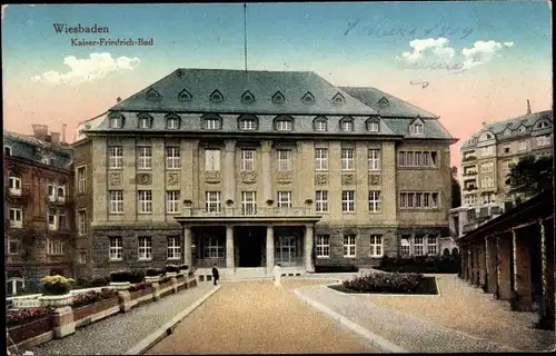 Ak Wiesbaden in Hessen, Kaiser Friedrich Bad, Außenansicht
